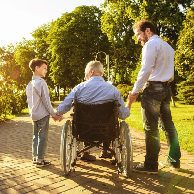 Aide au maintien à domicile des retraités : enfin à égalité